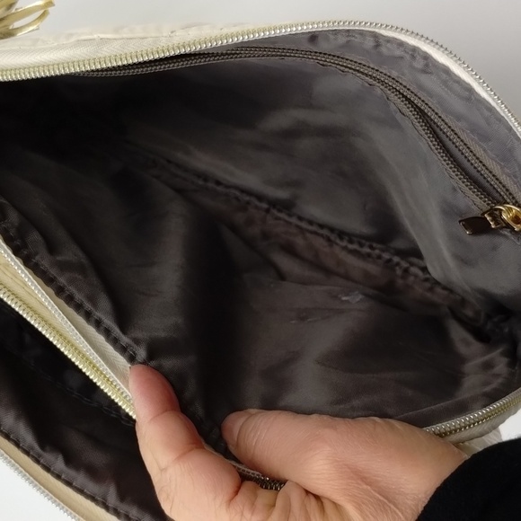 Tartan Twine quilted two part makeup bag zip top with gold tassels cream - Picture 8 of 13